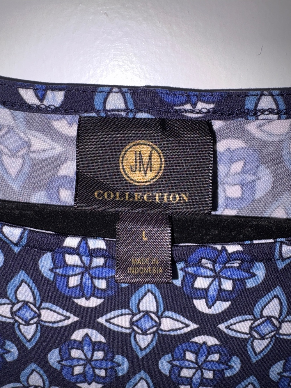 🏡 JM Collection Geometric Pattern 3/4 Sleeve Blouse - Blue & White - Size L - Picture 6 of 10
